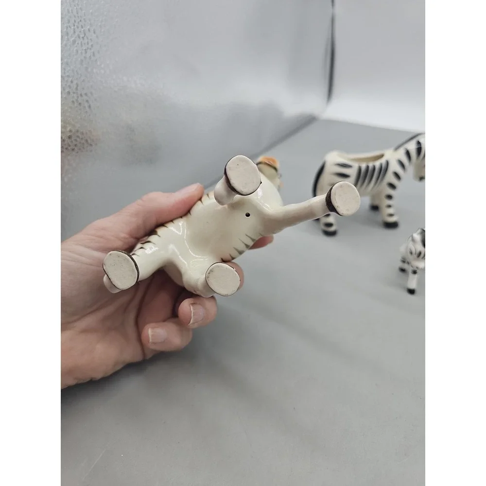 Vintage‎ Collectible 8 Bone China  Zebra Family Wild Animal Figurines Japan